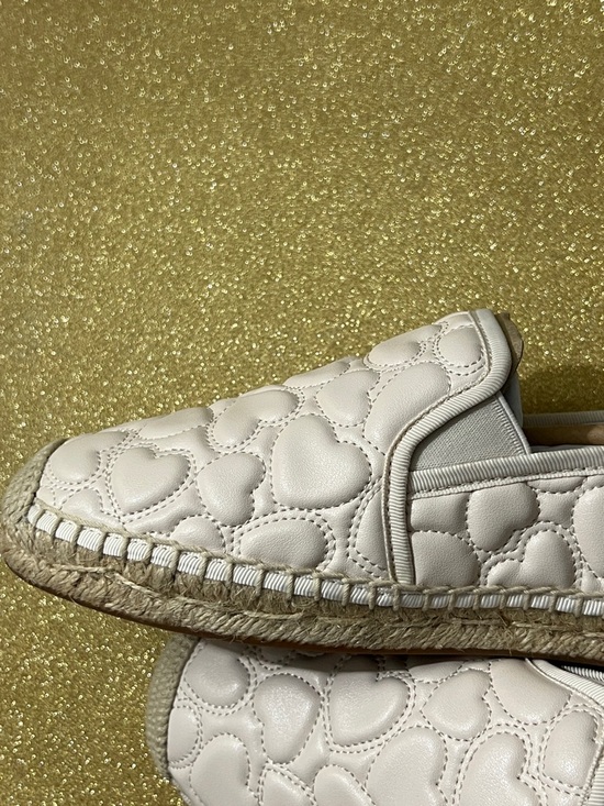 BNIB Michael Kors Hastings Heart Embroidered Espadrilles - Picture 13 of 14